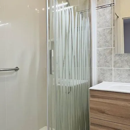: T2 2 Pers, Terrasse & Internet - Fr-1-495-30 Appartement *