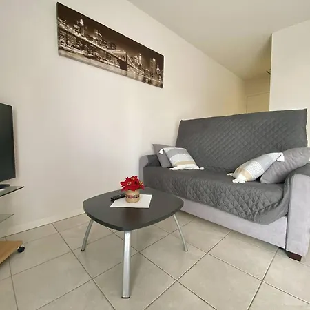 : T2 2 Pers, Terrasse & Internet - Fr-1-495-30 *